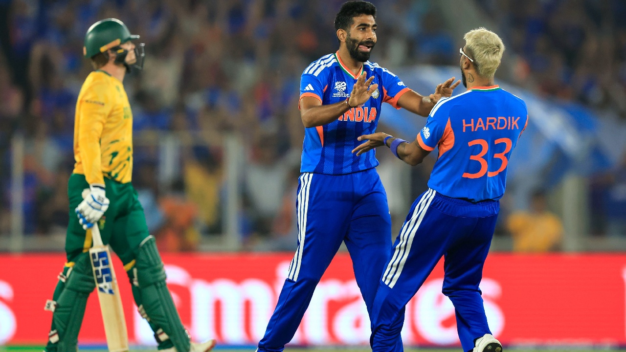 Jasprit Bumrah : చ‌రిత్ర సృష్టించిన జ‌స్‌ప్రీత్ బుమ్రా.. టీ20 ప్ర‌పంచ‌క‌ప్ చ‌రిత్ర‌లో ఒకే ఒక భార‌తీయుడు