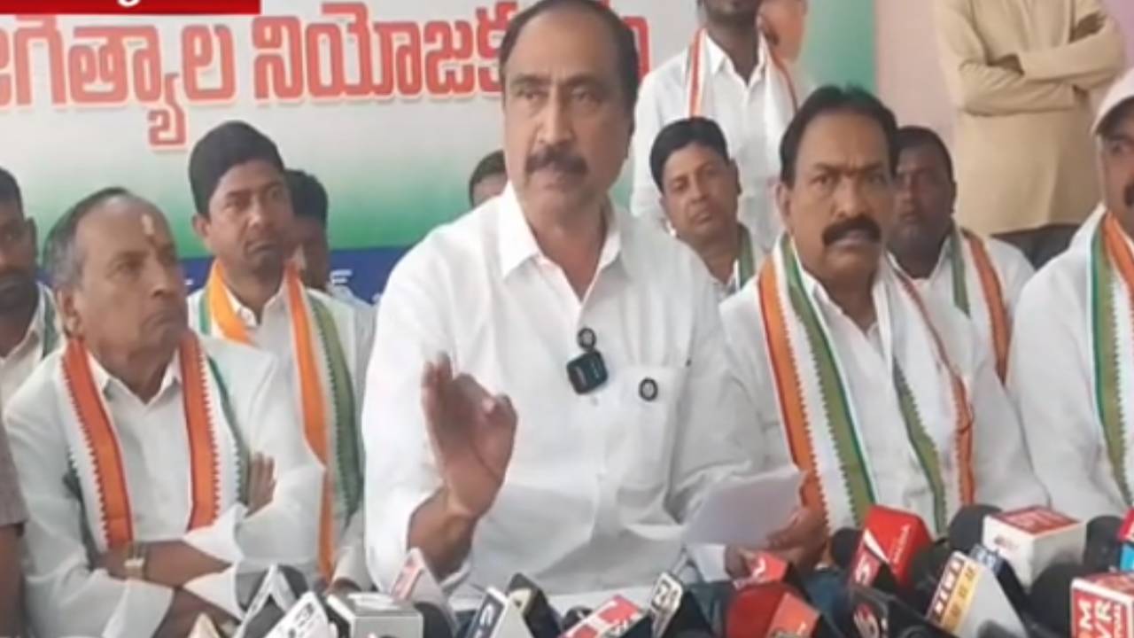 MLA Sanjay Kumar : నేను బీఆర్ఎస్ ఎమ్మెల్యేనే.. జగిత్యాల అభివృద్ధికోసమే సీఎం, కాంగ్రెస్ ప్రభుత్వంతో కలిసి పని చేస్తున్న