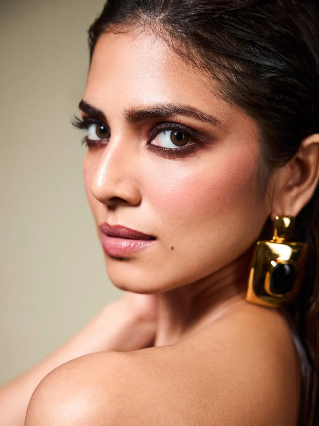 Malavika Mohanan Shines in Modern Black Dress