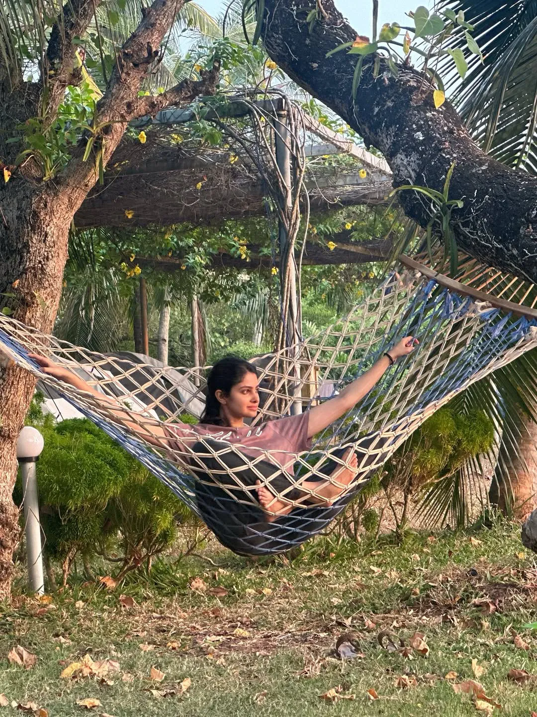 Manasa Varanasi Shares Couple Friendly Working Stills