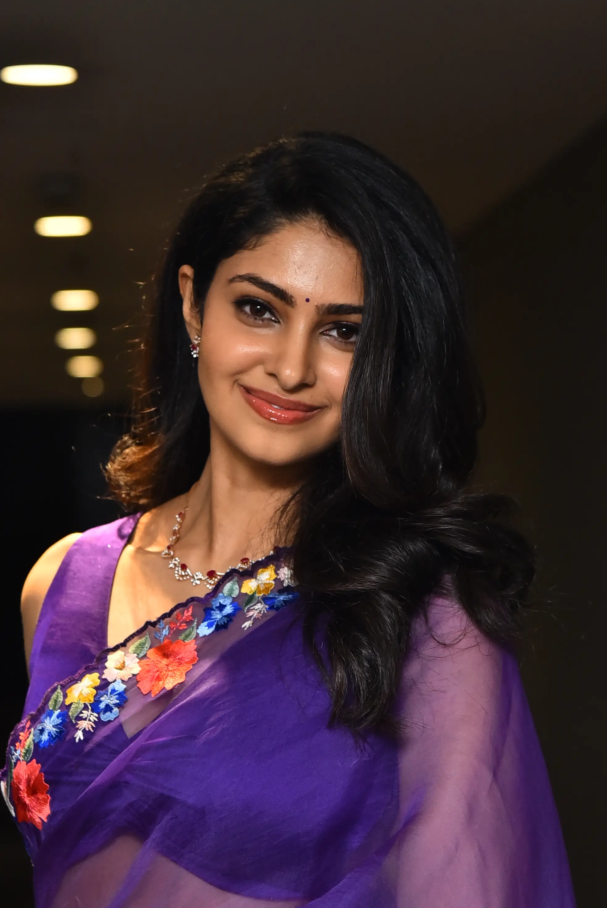 Manasa Varanasi at couple friendly movie trailer release event. (1)