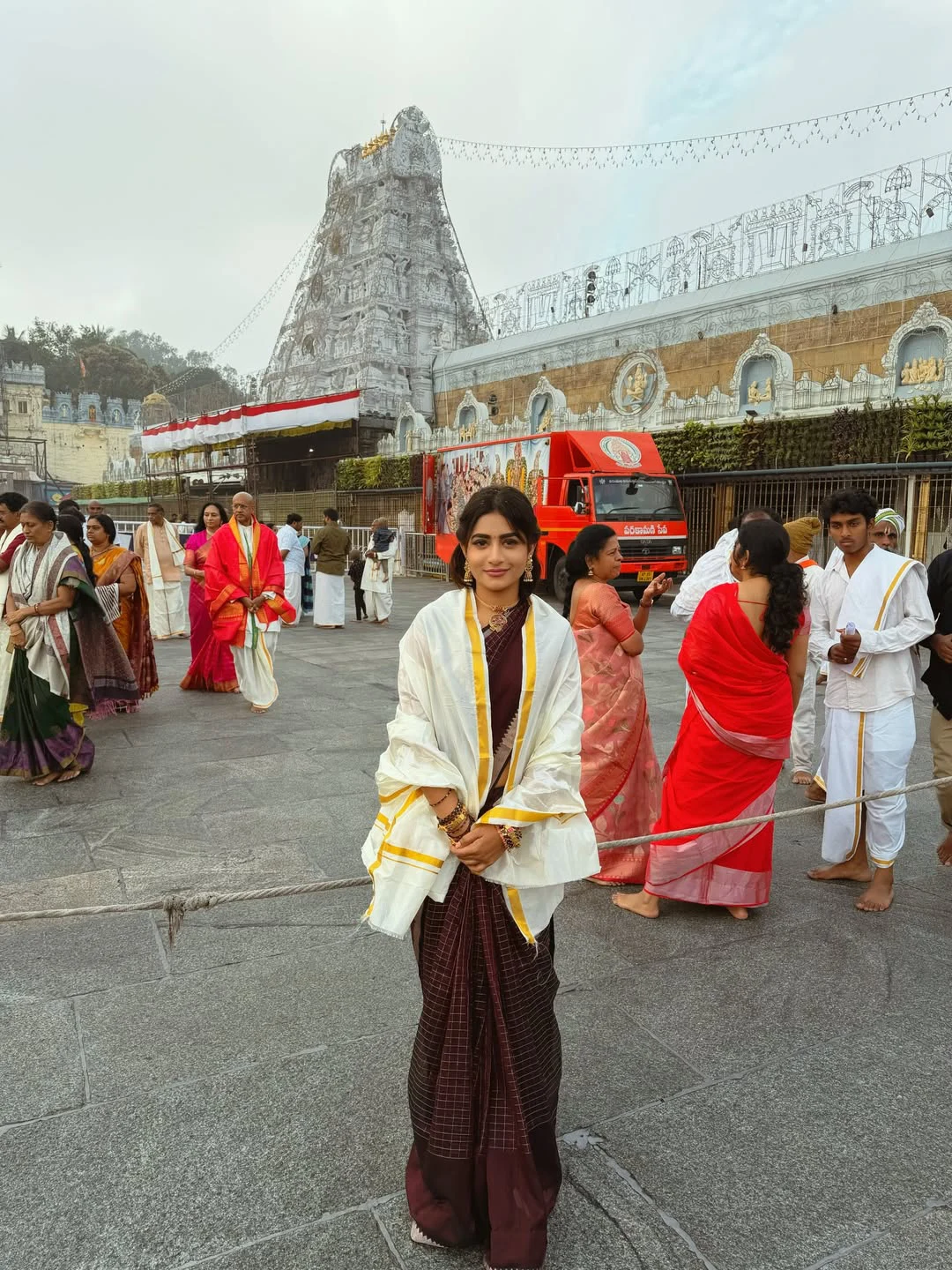 Nayani Pavani Visits Tirumala Temple