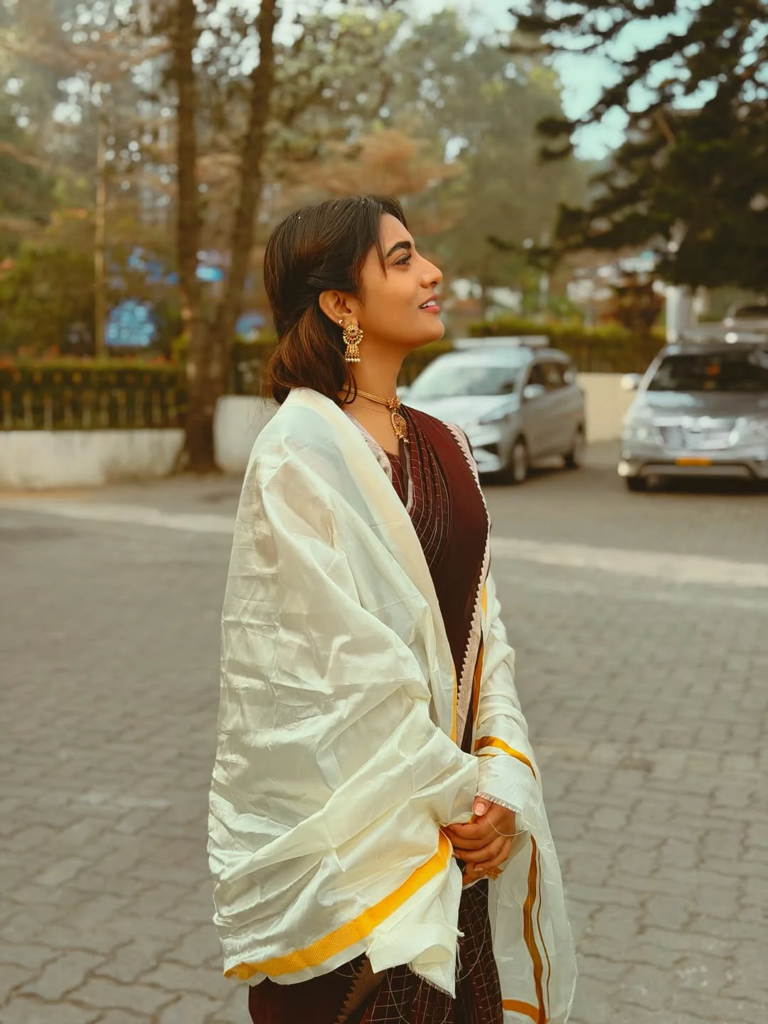 Nayani Pavani Visits Tirumala Temple