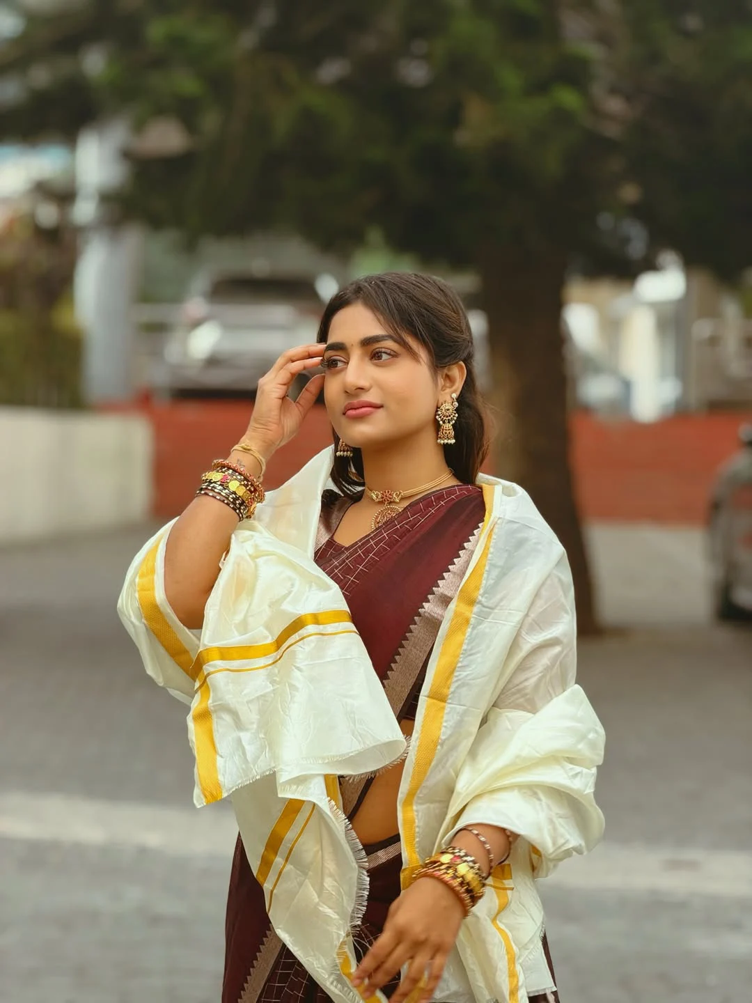 Nayani Pavani Visits Tirumala Temple