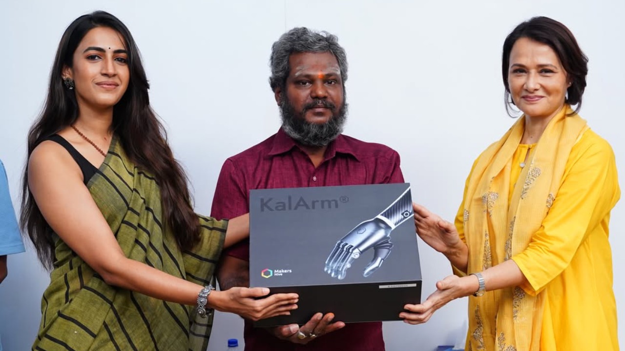 Niharika : నిహారిక, అమల సాయం.. చేతులు లేనివారి కోసం..