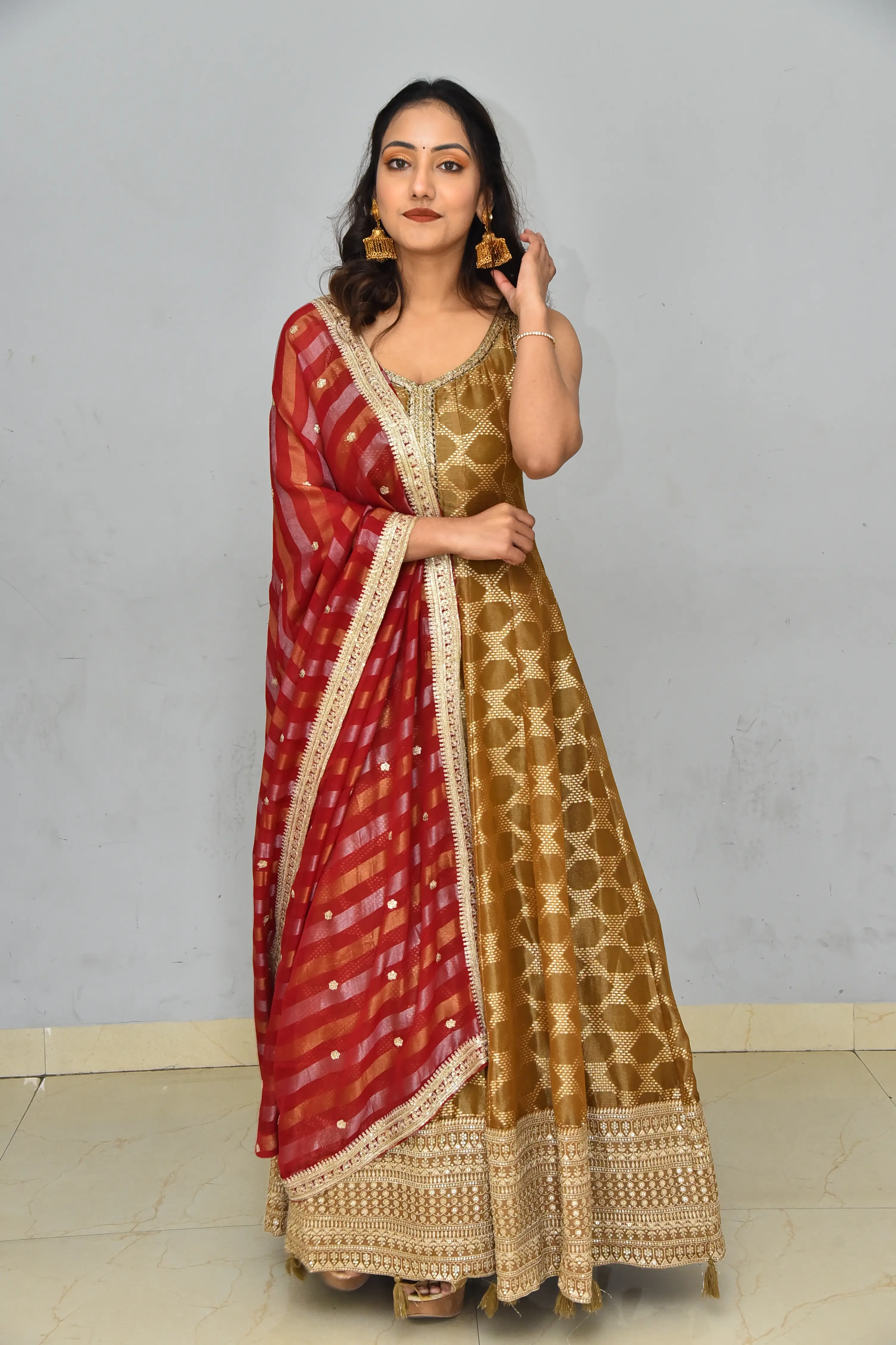 Nilave Movie Shreyasi Sen atest photos