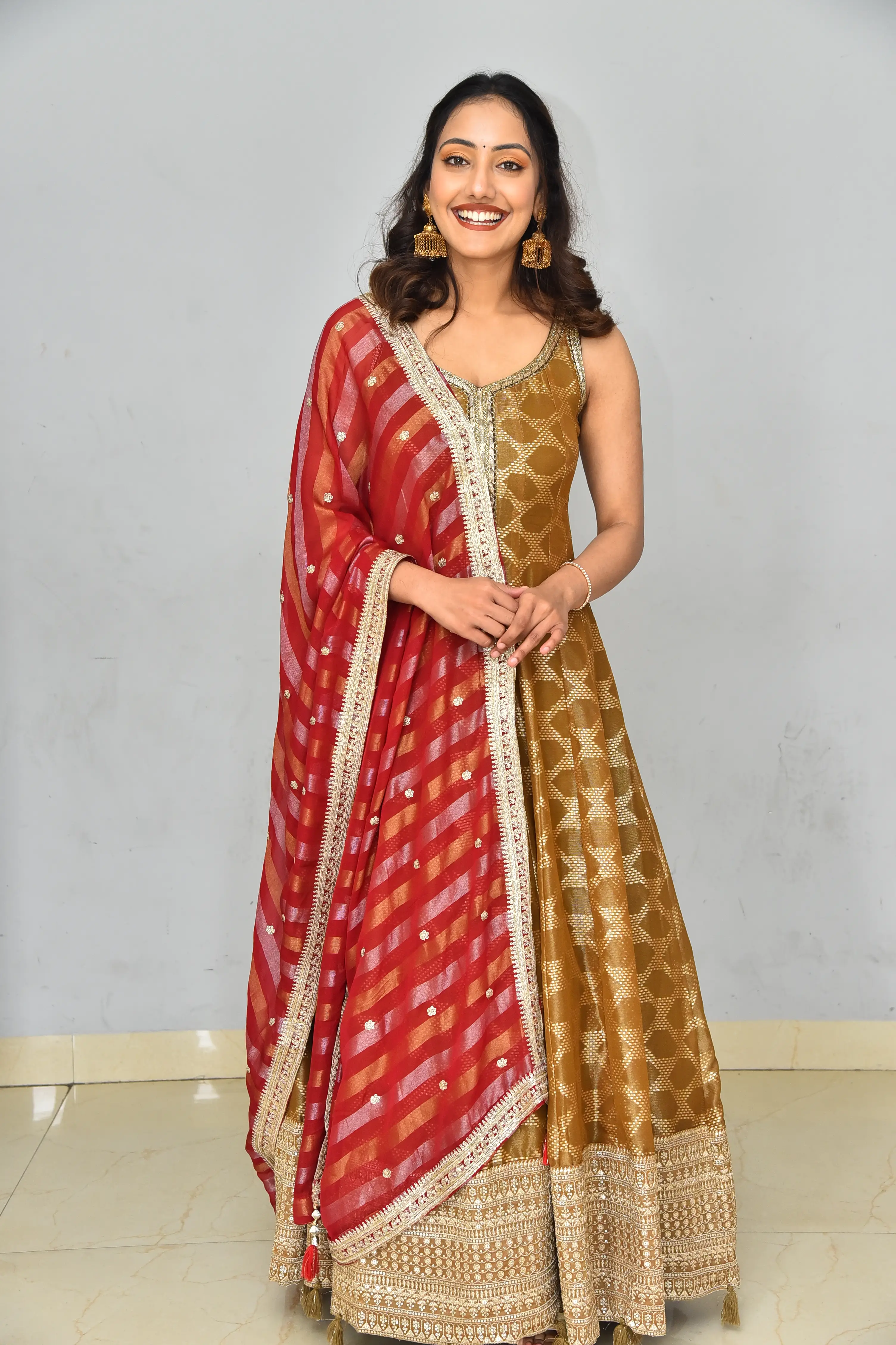 Nilave Movie Shreyasi Sen atest photos