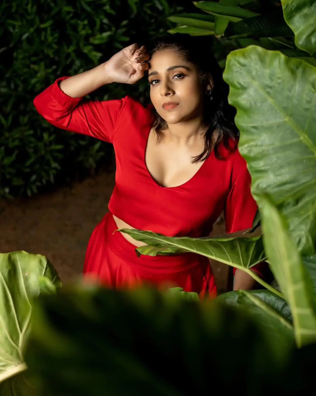 Rashmi Gautam latest glamour photos (2)