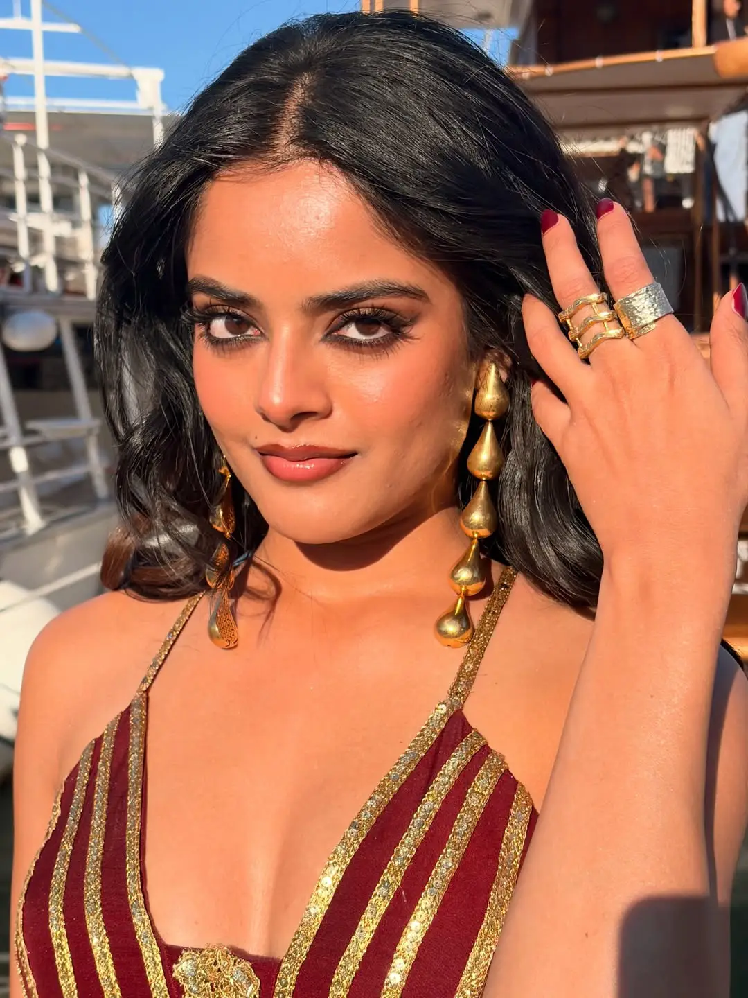 Riddhi kumar shared nache nache song photos from the rajasaab.