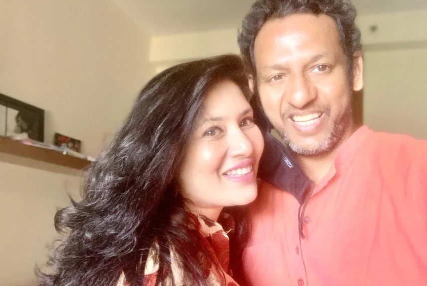 Sangavi Shares Cute Photos with Husband on Tenth Wedding Anniversary