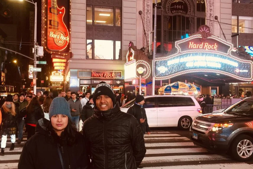 Sangavi Shares Cute Photos with Husband on Tenth Wedding Anniversary