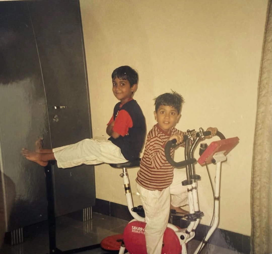 Hero Share Childhood Photos with his Brother goes Viral 