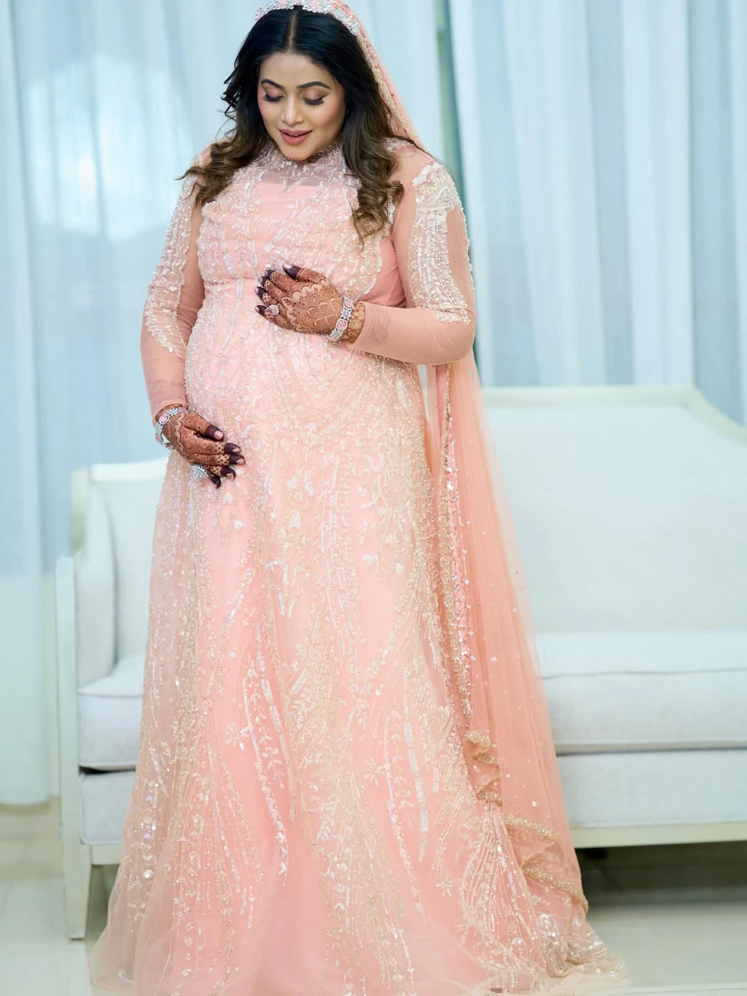 Shamna Kasim Shares Baby Bump Photos with Husband