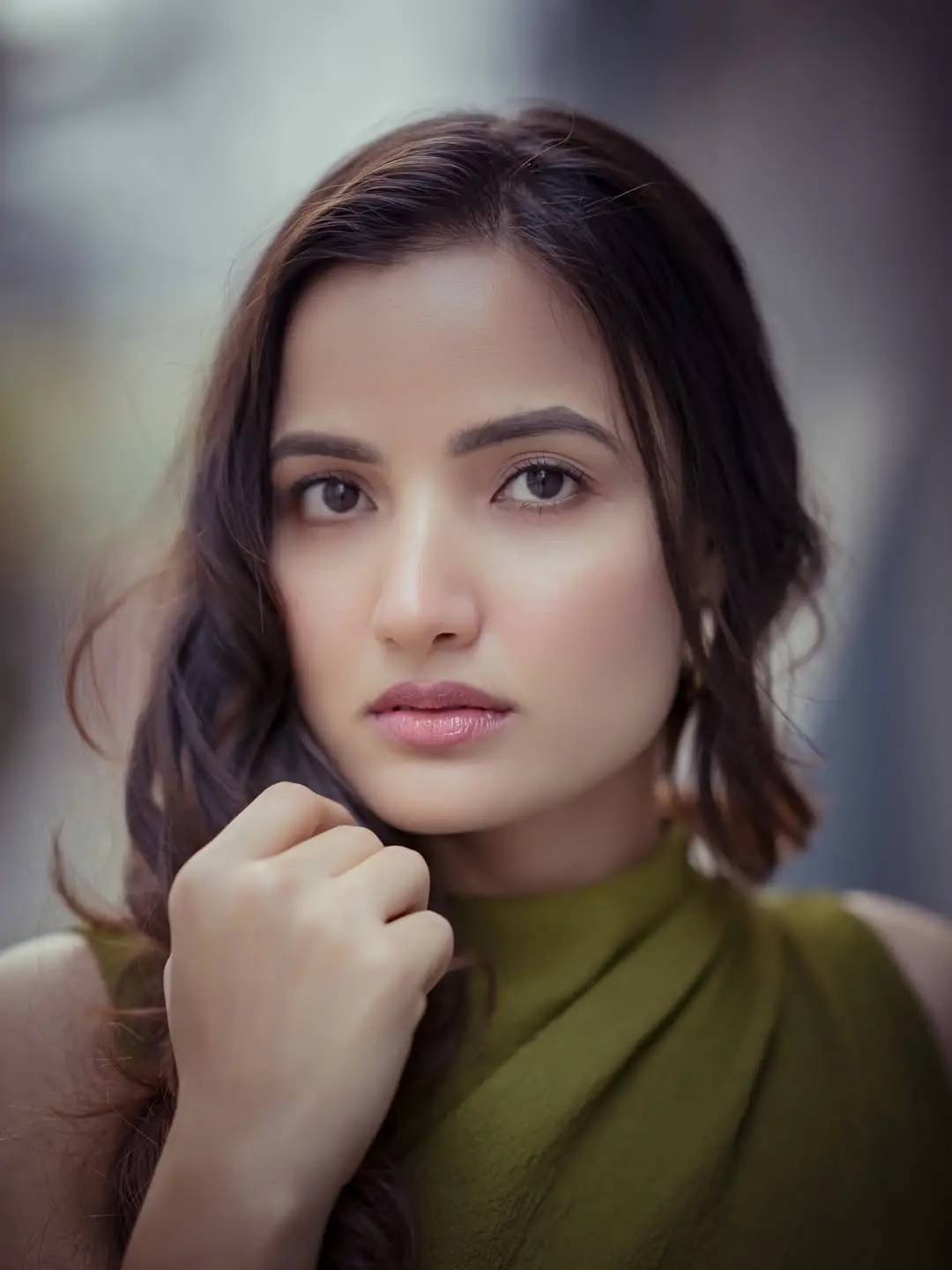 Siri Hanmanth latest glamour show (1)