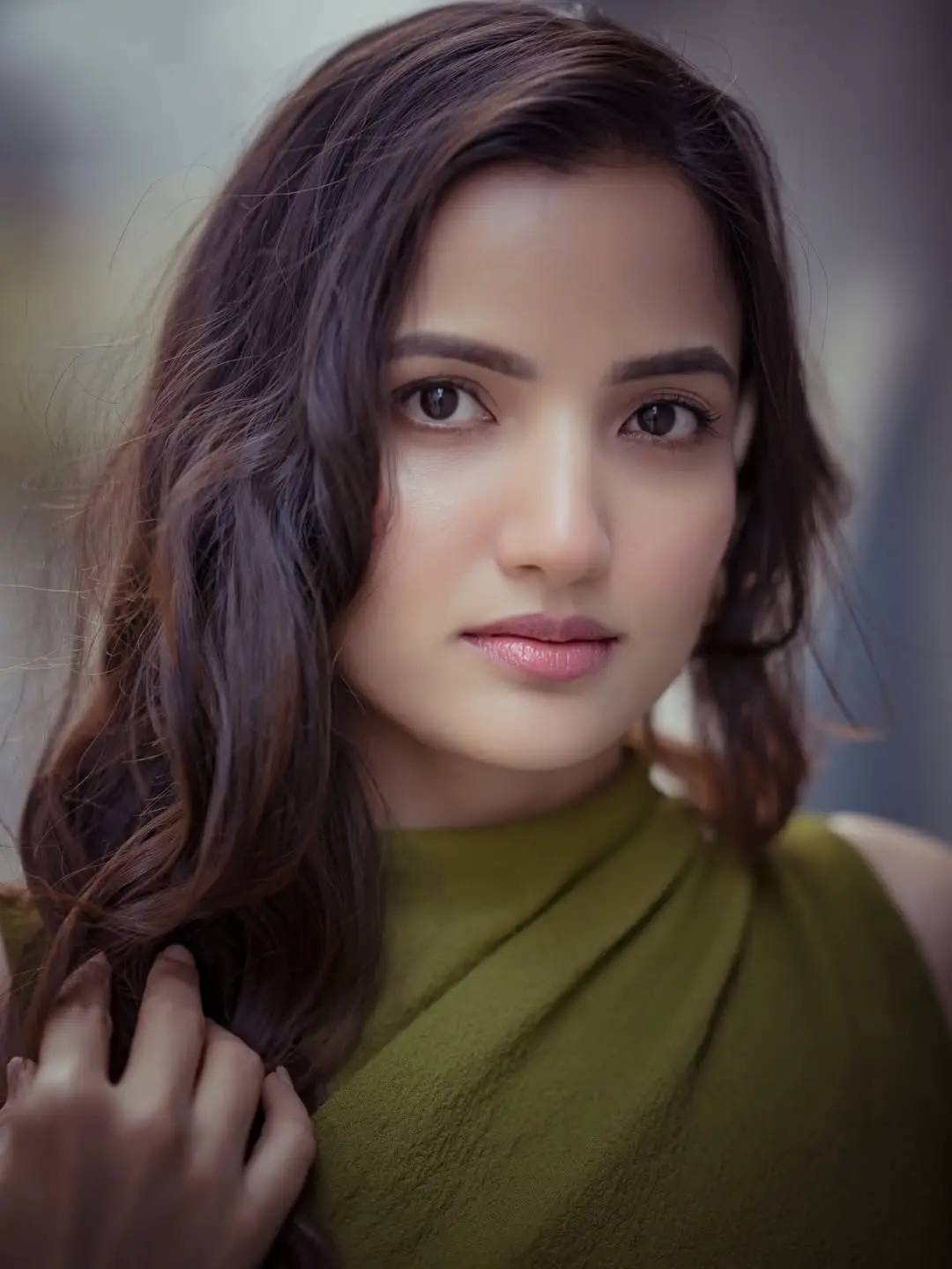 Siri Hanmanth latest glamour show (1)