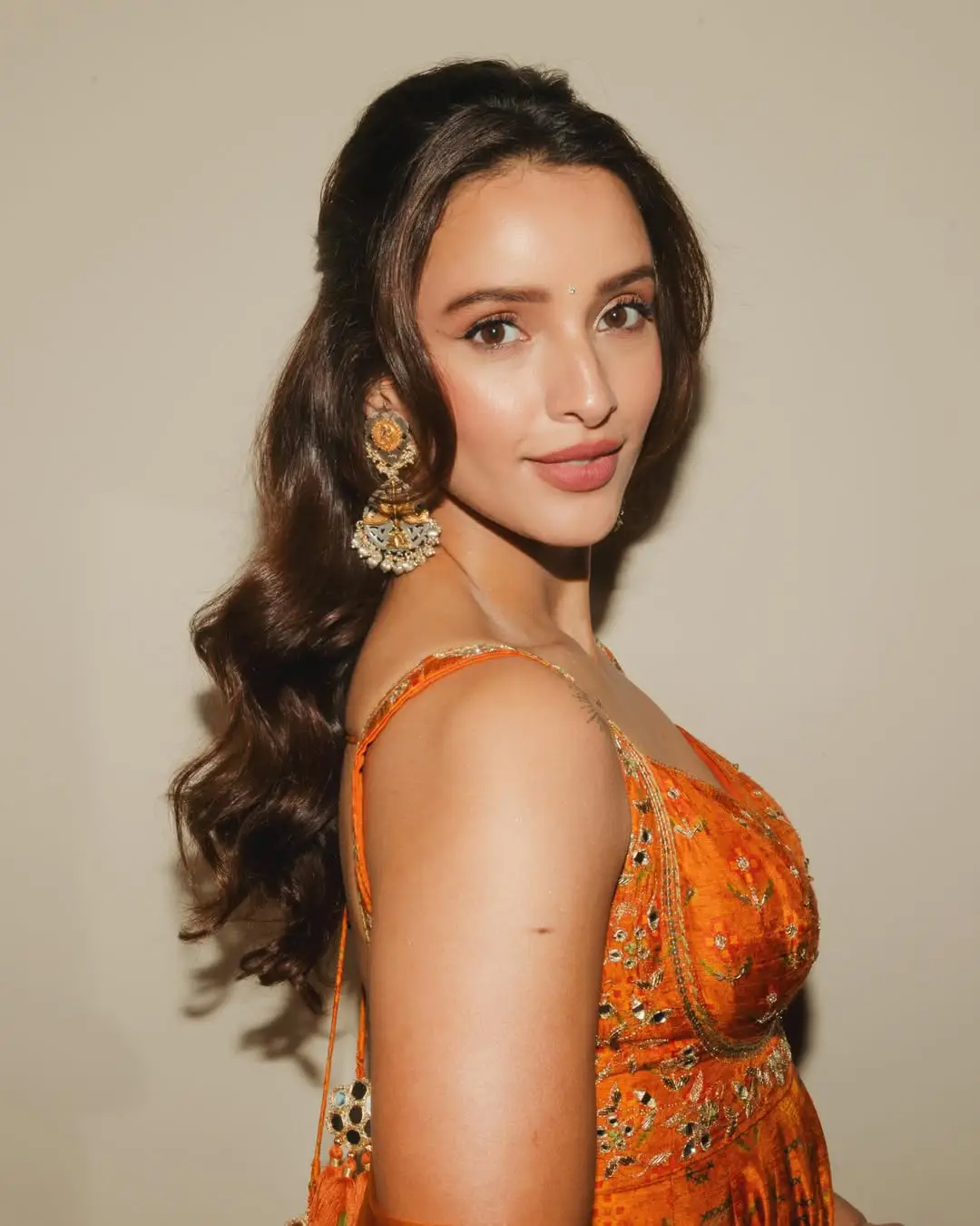 Spirited beauty Tripti Dimri latest photos (1)