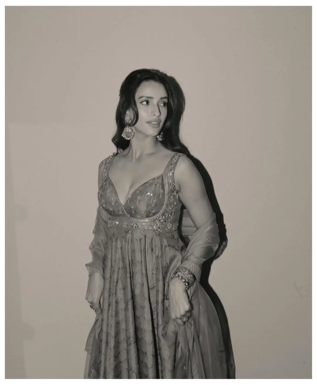 Spirited beauty Tripti Dimri latest photos (1)