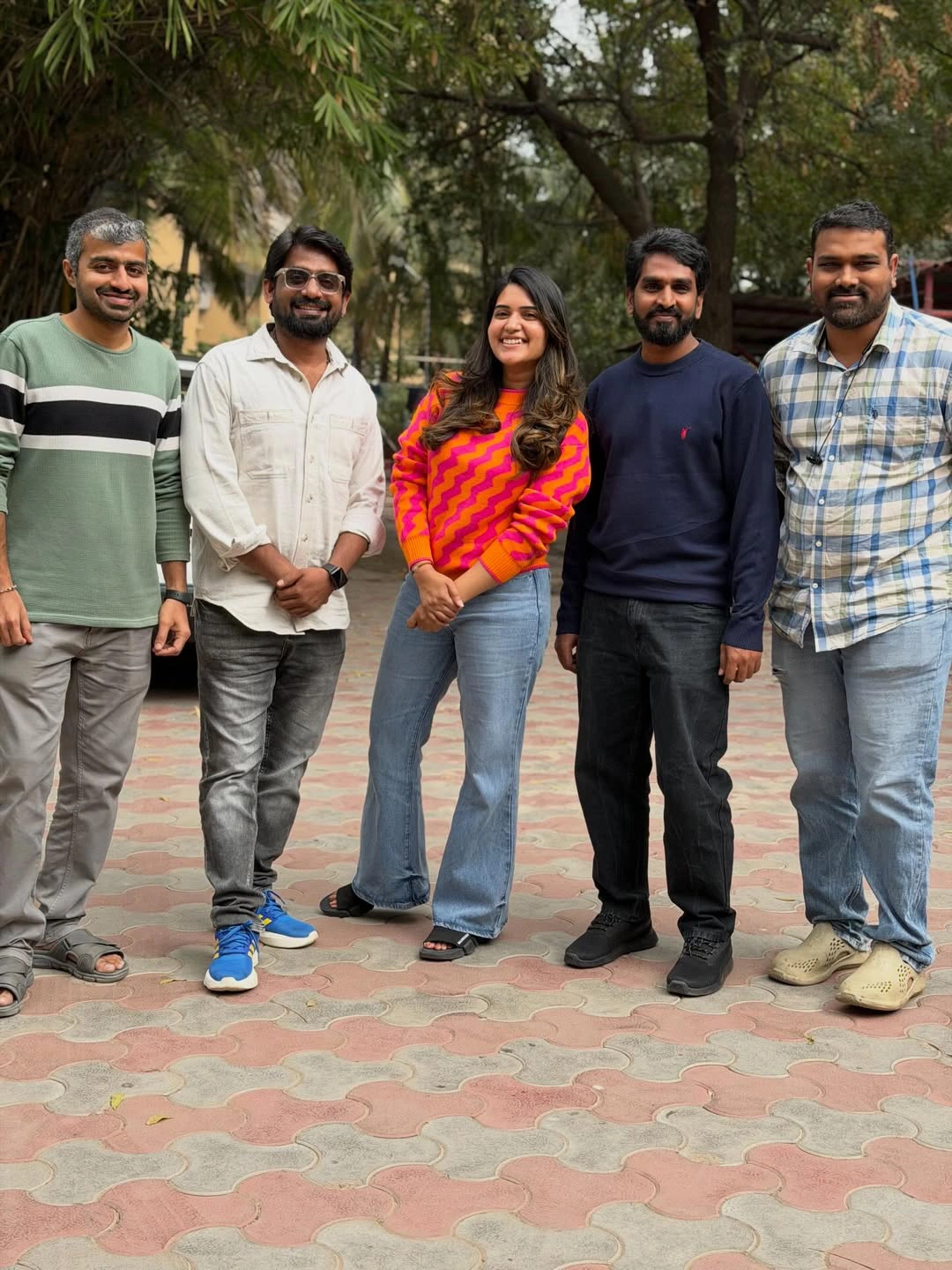 Anchor Sravanthi Chokarapu Shares Hey Balwanth Working Stills