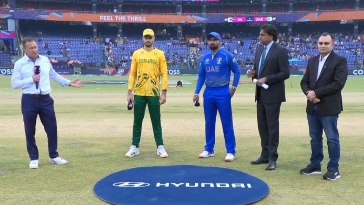 T20 World Cup 2026 : టాస్ గెలిచిన సౌతాఫ్రికా.. యూఏఈ బ్యాటింగ్‌.. ద‌క్షిణాఫ్రికా జ‌ట్టులో నాలుగు మార్పులు