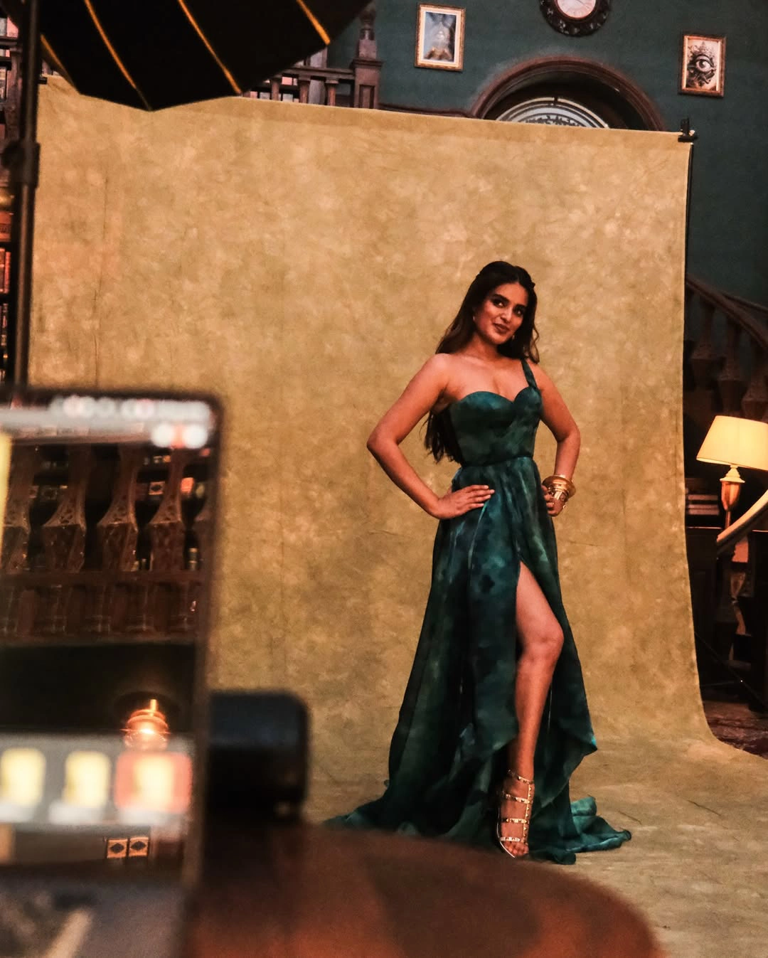 Hiya Dasari Shares The RajaSaab Behind Scenes Photos