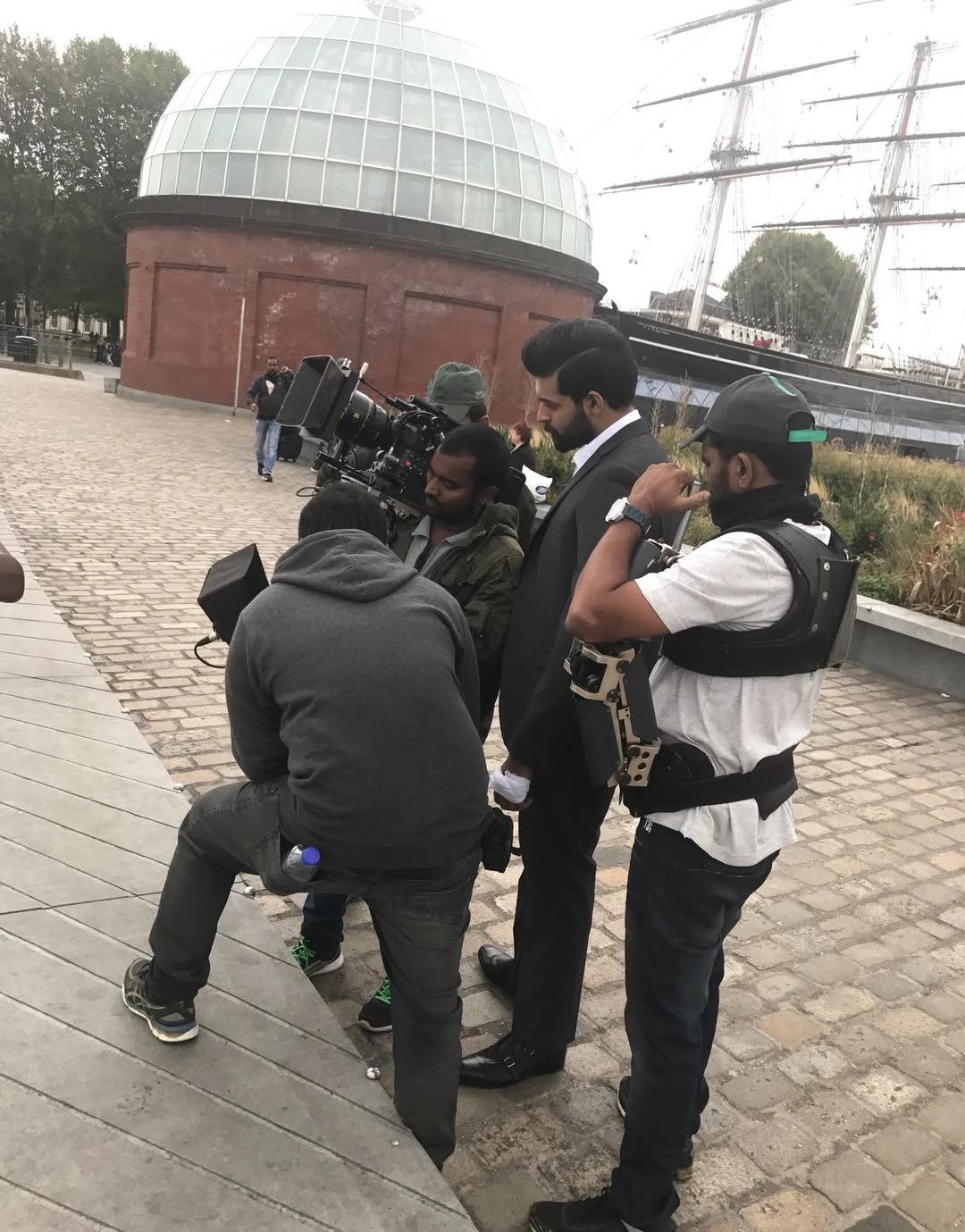 Varun Tej Shares Tholiprema Working Stills