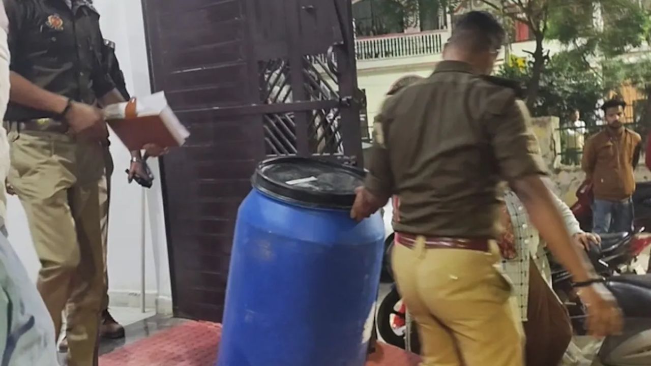 తండ్రిని చంపిన కొడుకు.. నివ్వెరబోయే నిజాలు.. తల మిస్సింగ్, బ్లూ డ్రమ్‌, 10 లీటర్ల కిరోసిన్..