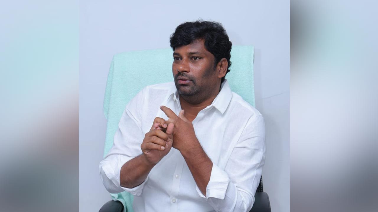 Video: తీవ్ర ఉద్రిక్తత మధ్య బాల్క సుమన్‌ అరెస్ట్‌.. కోర్టుకు తరలించిన పోలీసులు