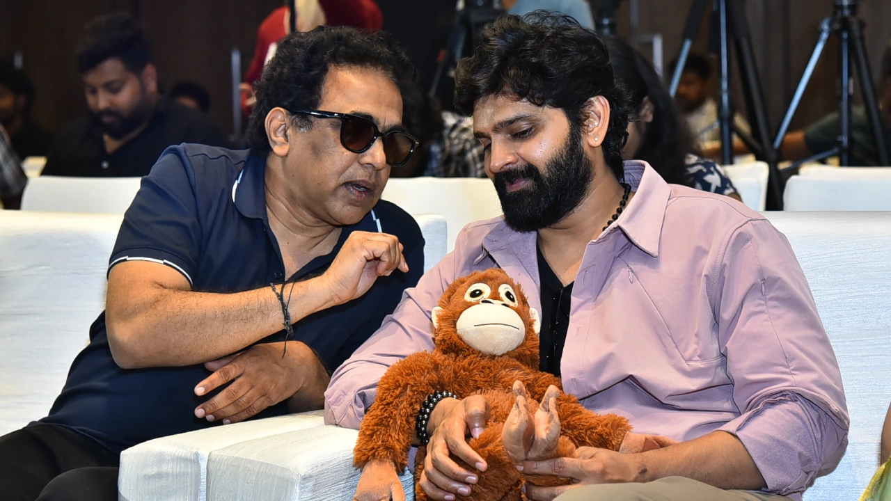 Sree Vishnu Nayan Sarika Vishnu Vinyasam Pre Release Event