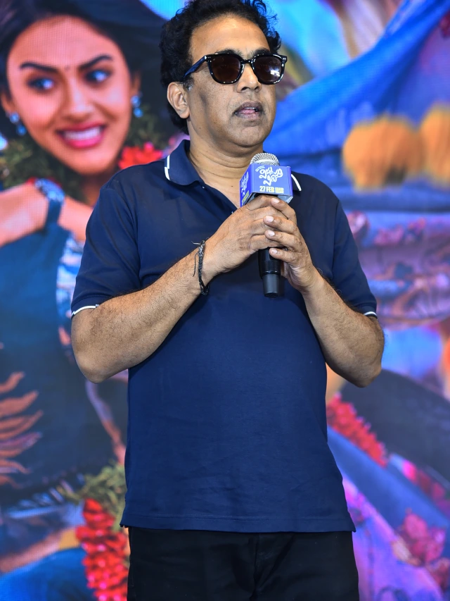 Sree Vishnu Nayan Sarika Vishnu Vinyasam Pre Release Event