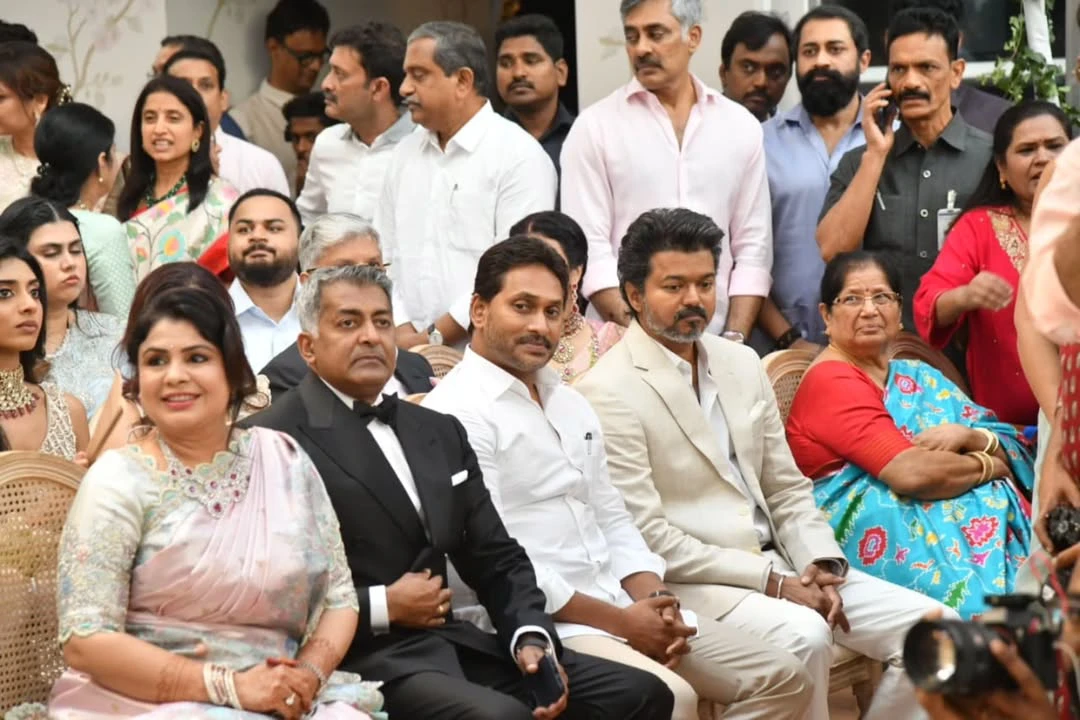 YS Jagan Meets Tamil Celebrities