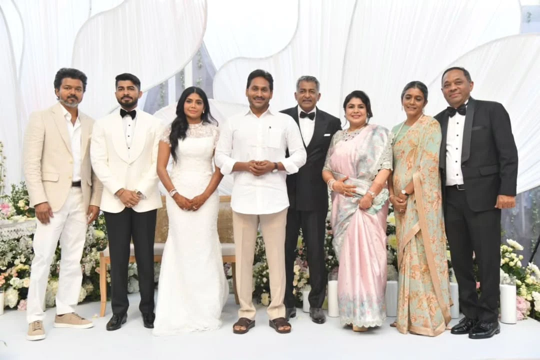 YS Jagan Meets Tamil Celebrities
