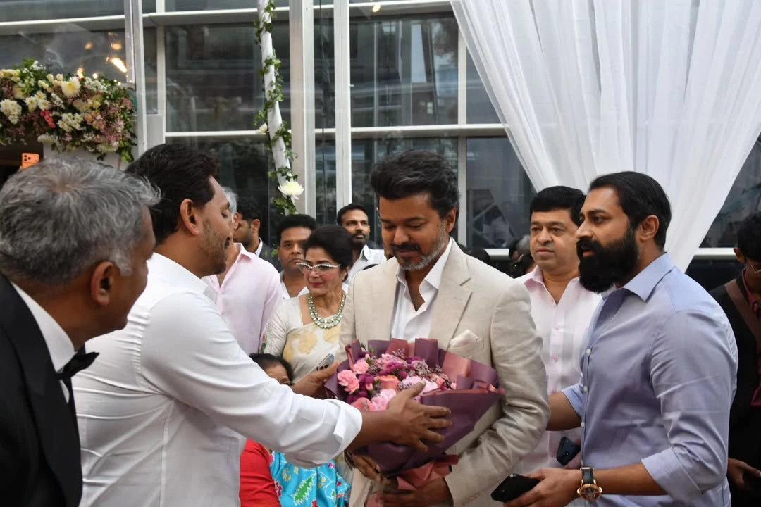 YS Jagan Meets Tamil Celebrities
