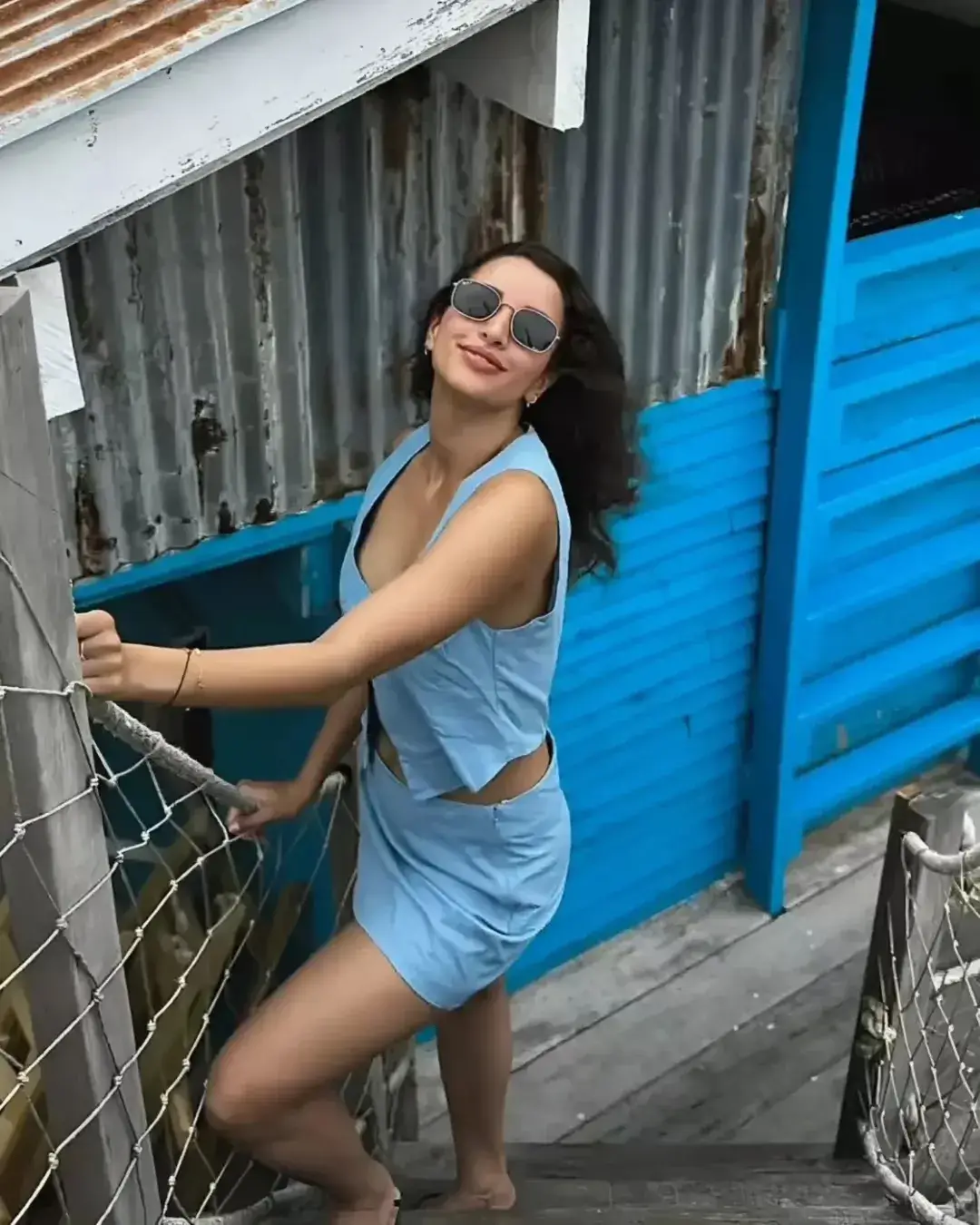 bollywood beauty tripti dimri latest hot photos