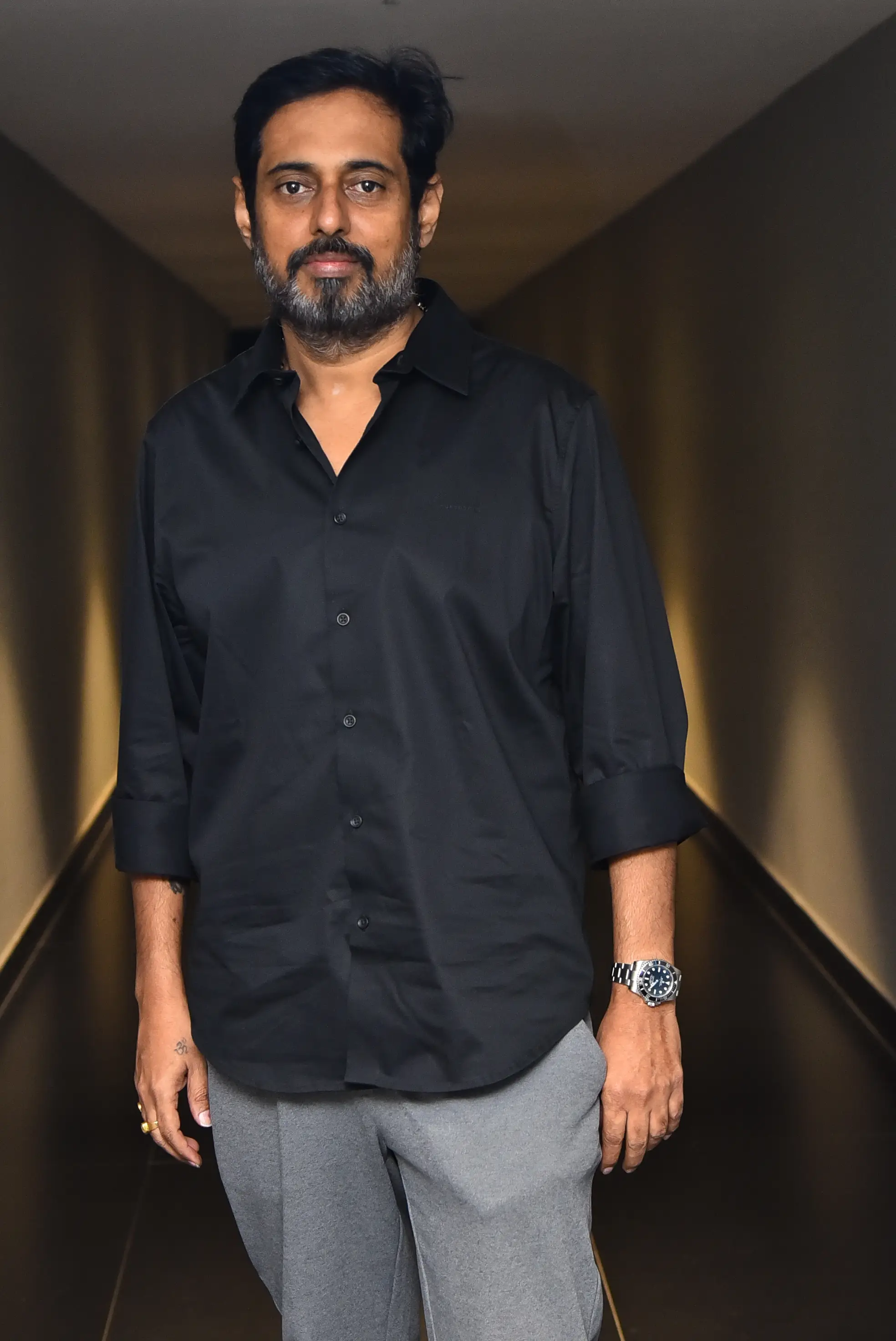 couple friendly movie trailer release event photos (1)