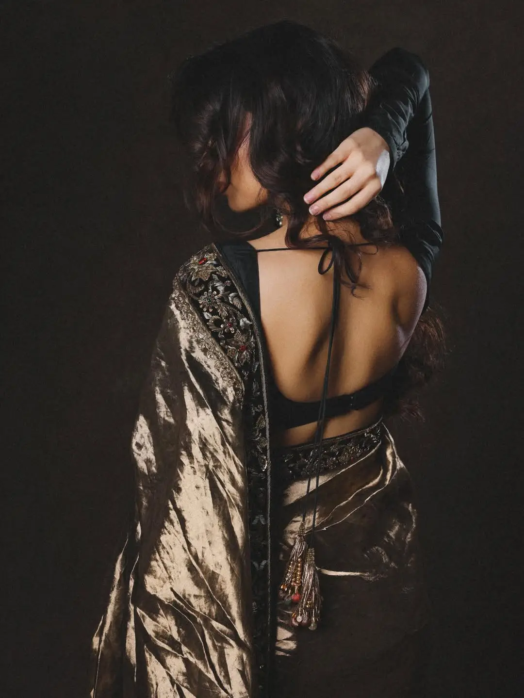 dhurandhar heroine sara arjun latest photos