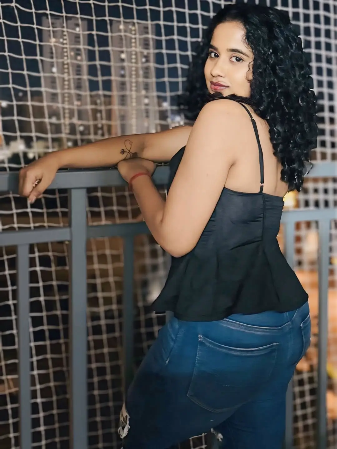 kirrak seetha latest glamour photo shoot