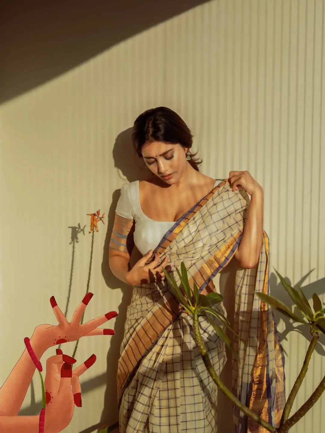 nabha natesh latest glamour show