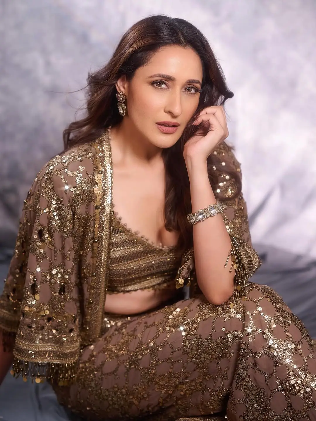 pragya jaiswal latest hot photos viral on social media