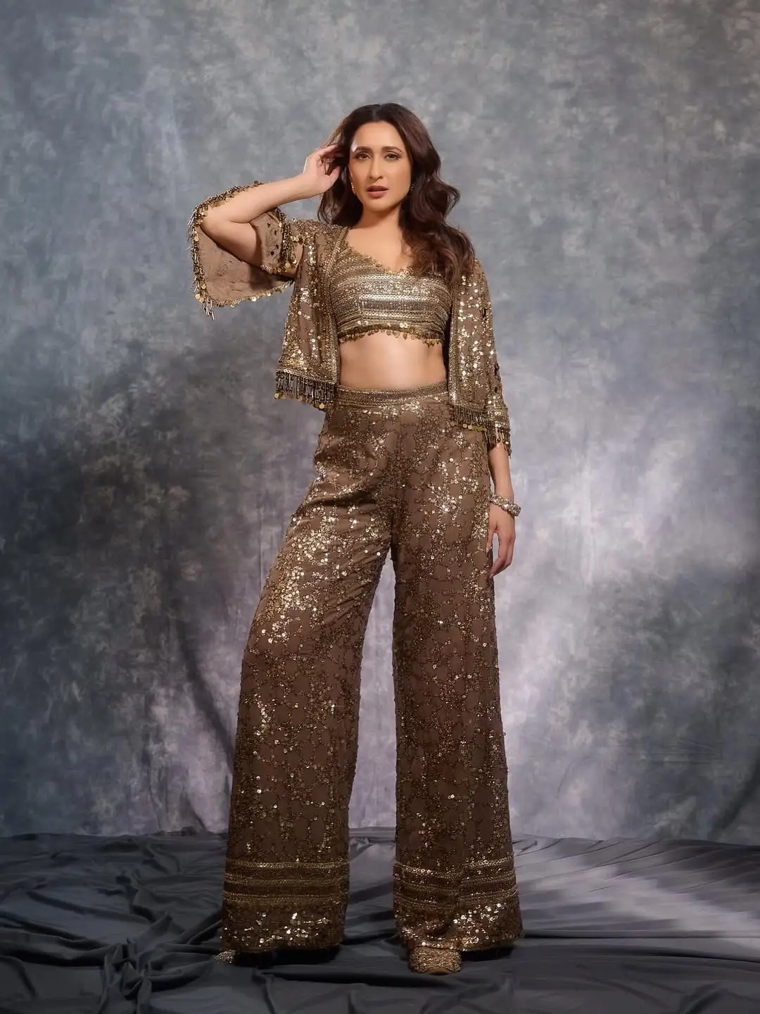 pragya jaiswal latest hot photos viral on social media