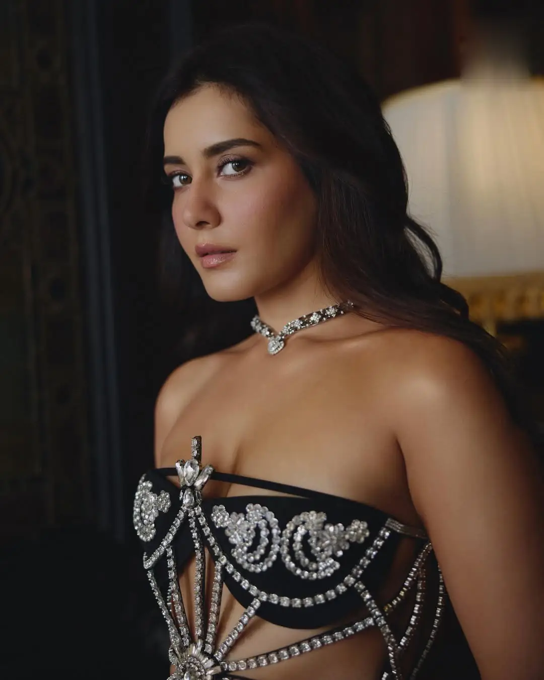 rashi khanna latest hot photos