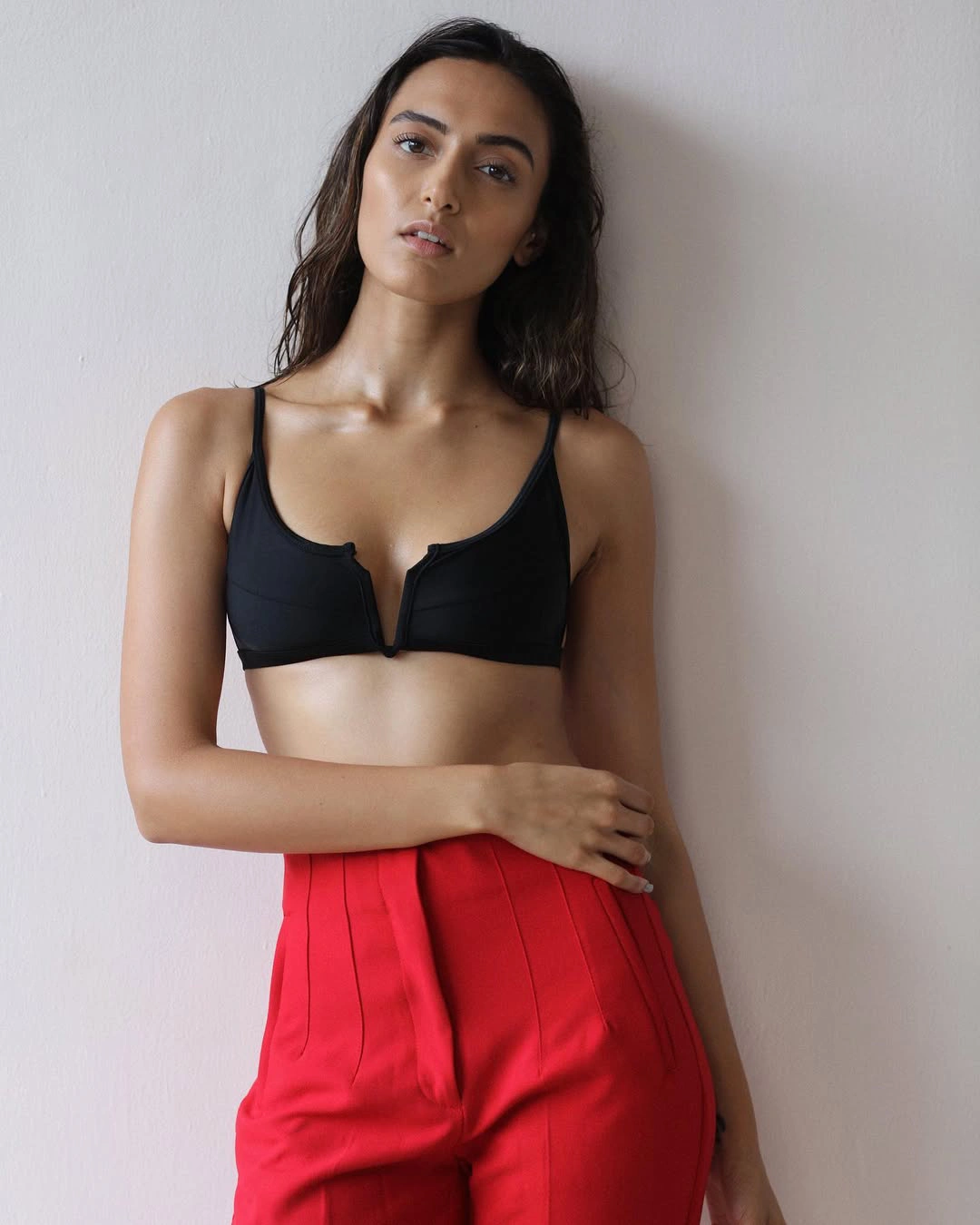 Aishwarya Desai Spirit Actress Stunning Looks