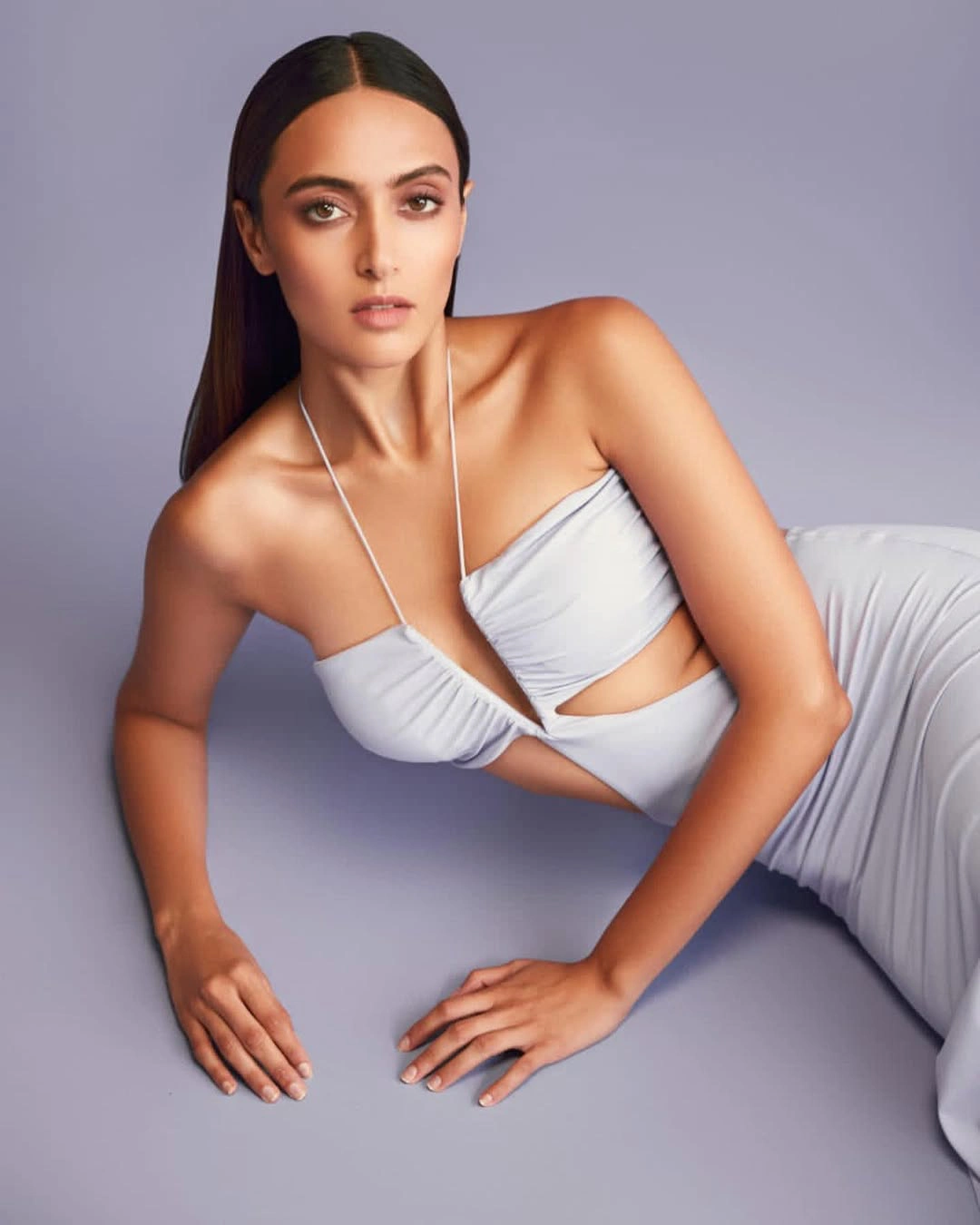 Aishwarya Desai Spirit Actress Stunning Looks