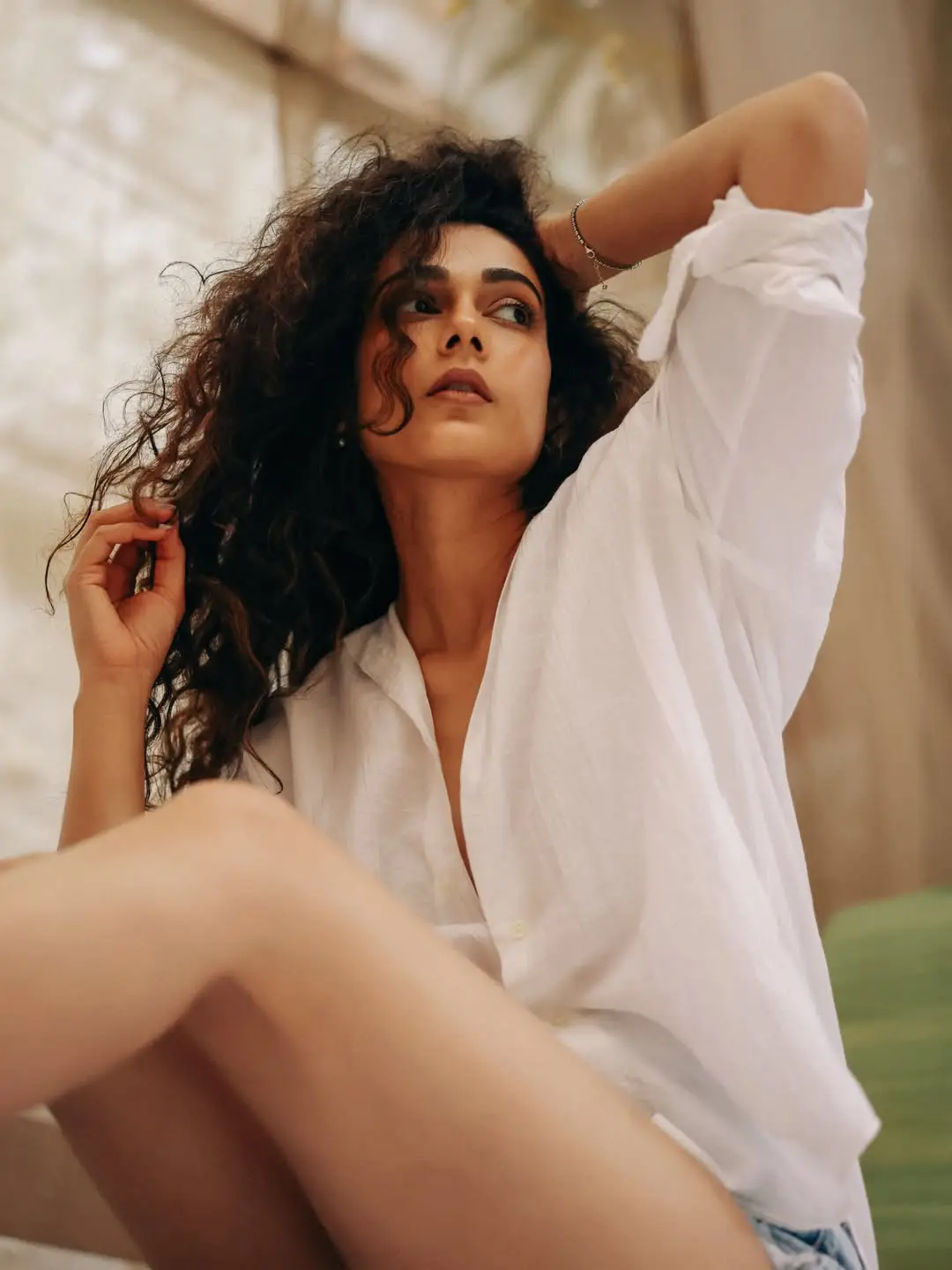 Akanksha Singh latest hot photos