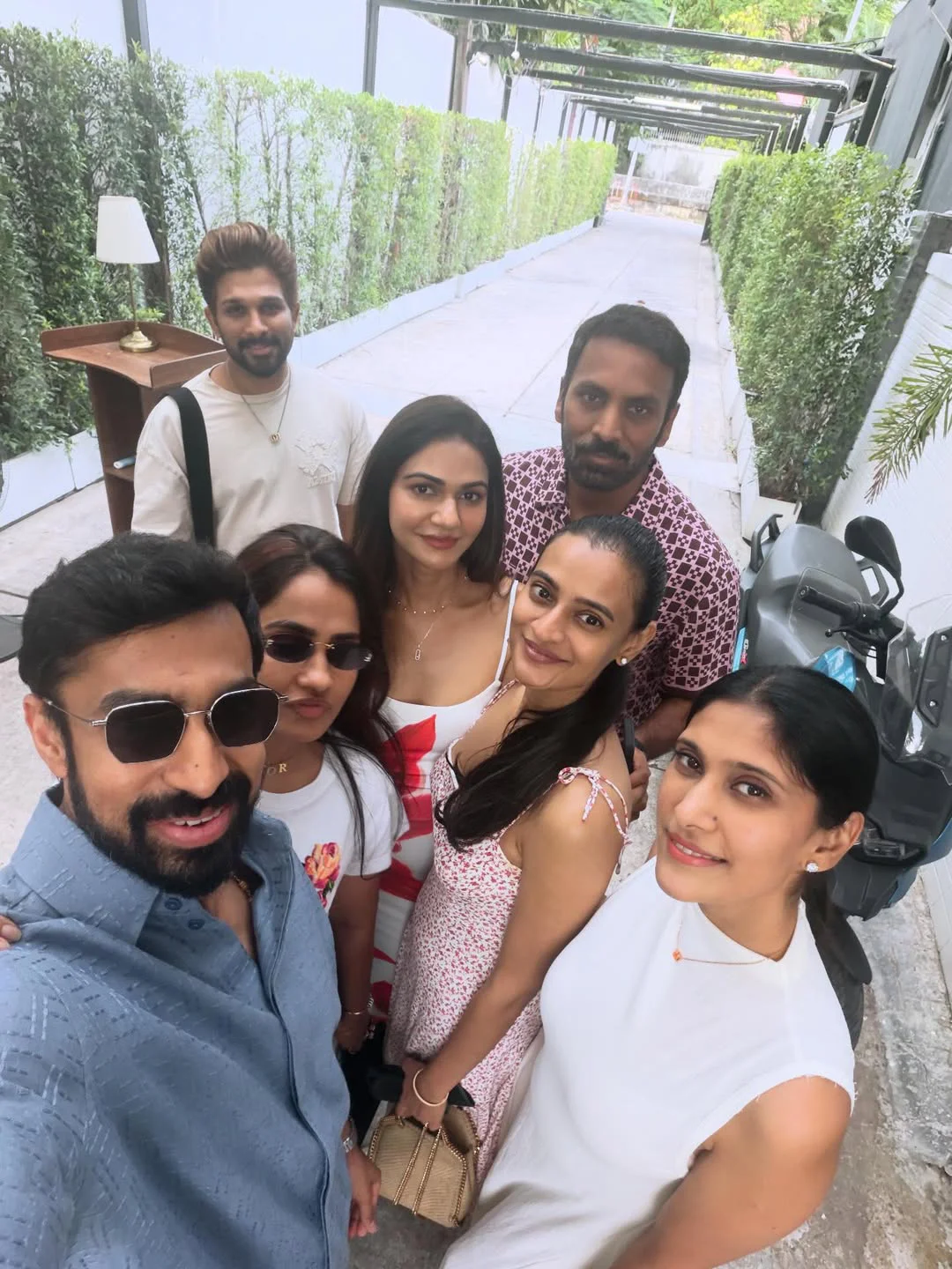 Allu Sneha Reddy Allu Arjun Enjoying Vacation in Bangkok