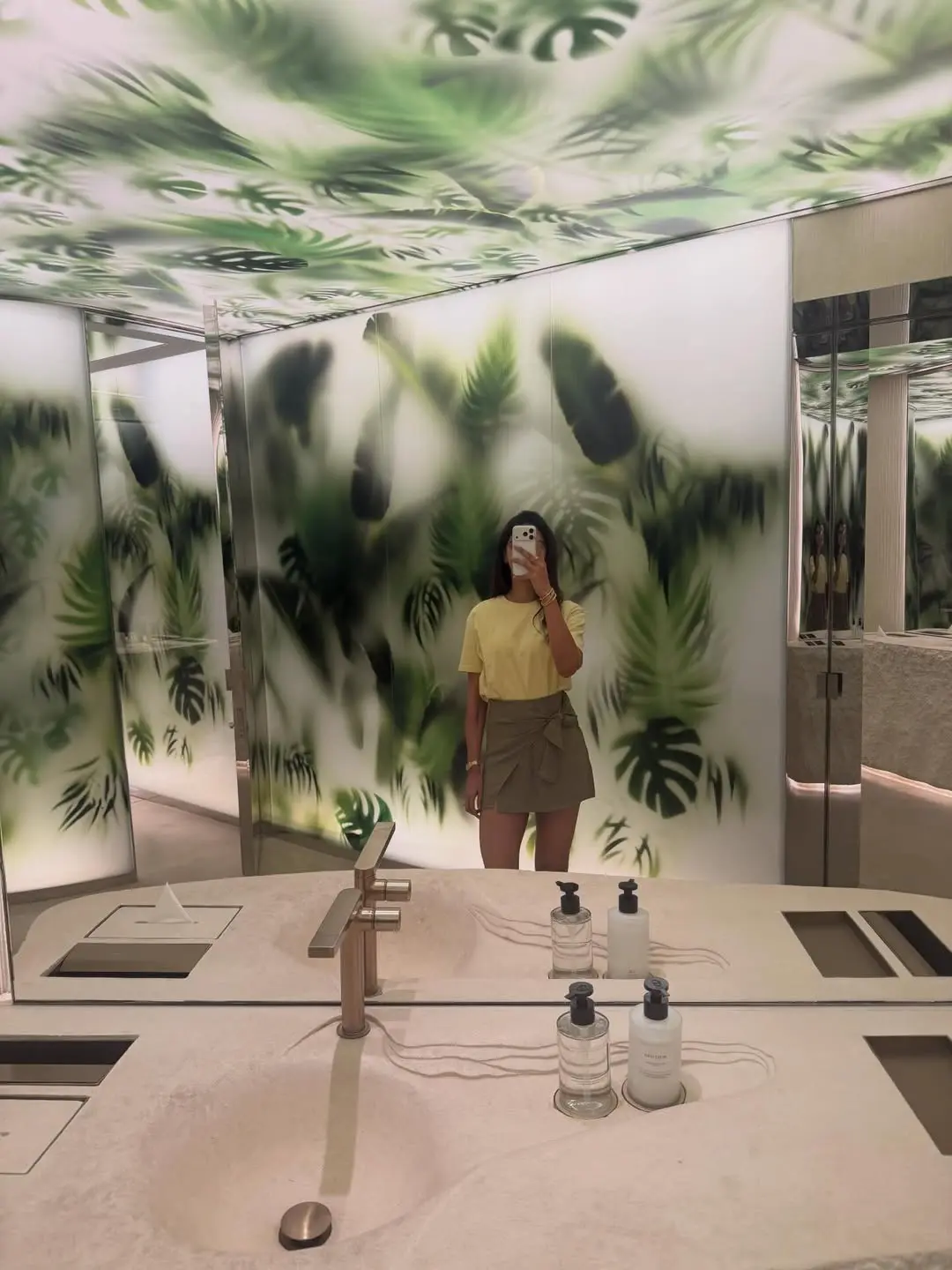 Allu Sneha Reddy Allu Arjun Enjoying Vacation in Bangkok