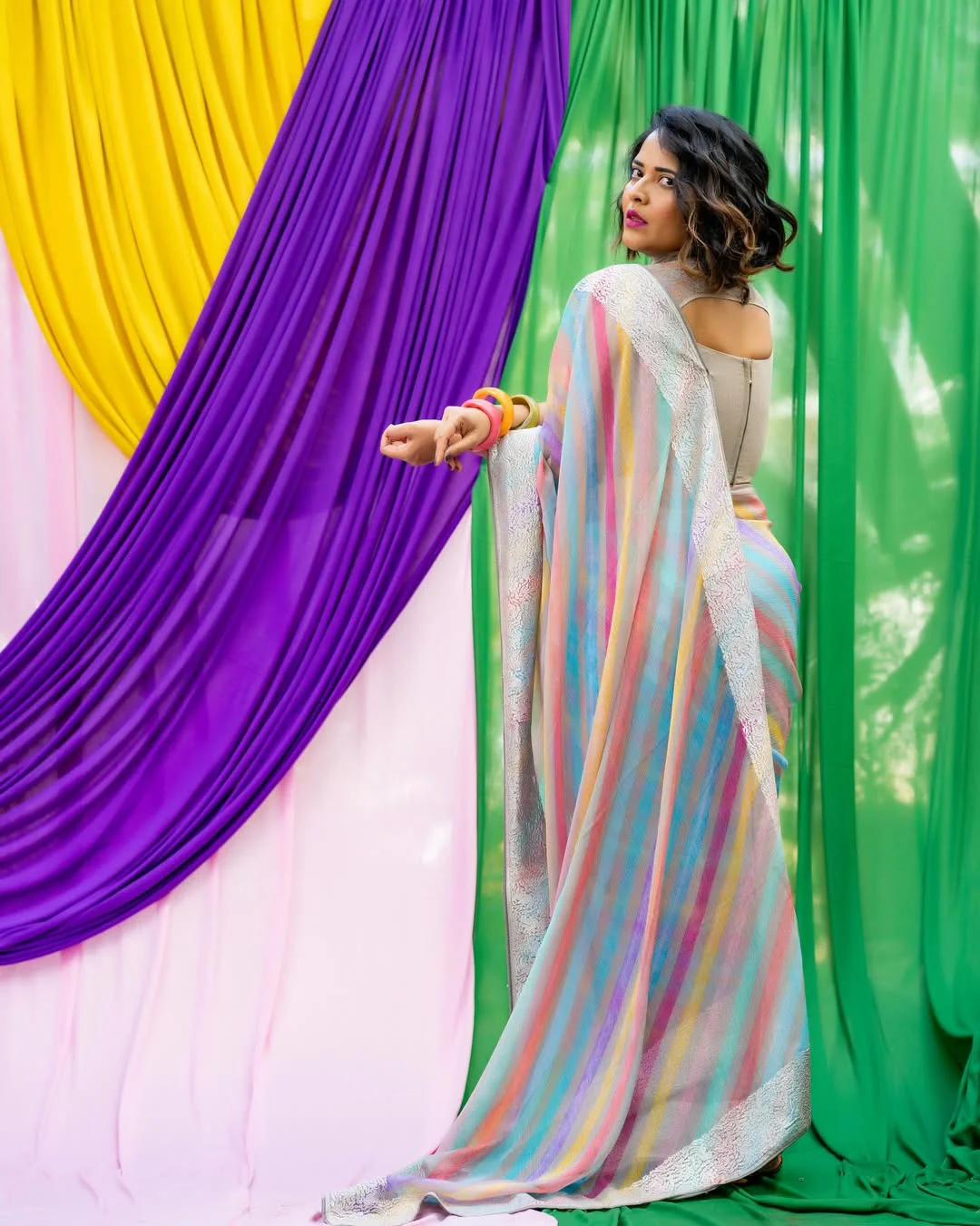 Anasuya Bharadwaj Holi Special Photos in Saree