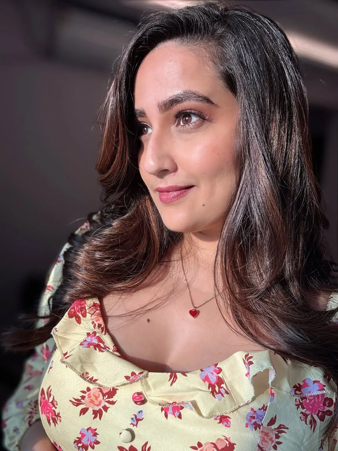 Anchor manjusha latest photo gallery