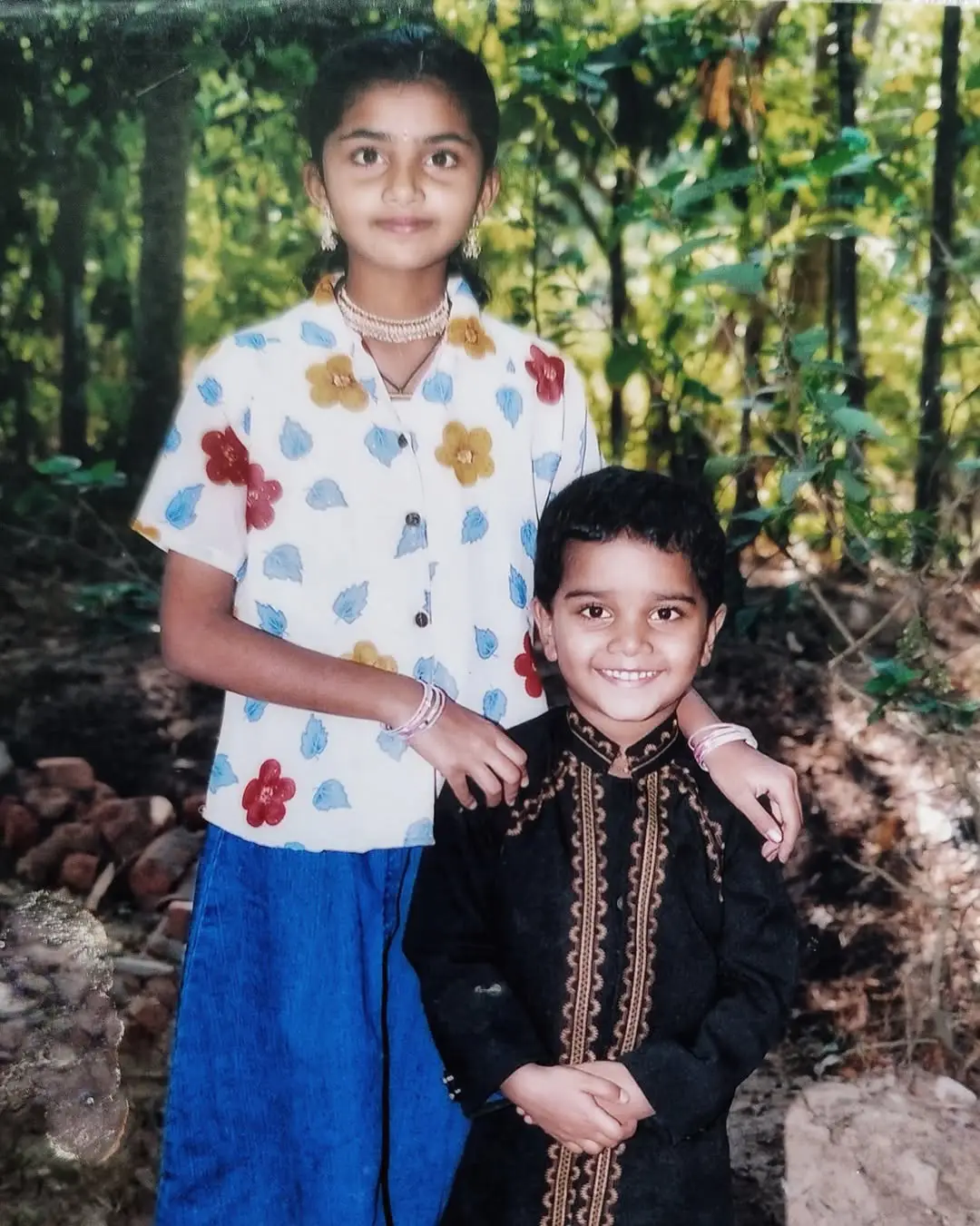 Anupama Parameswaran shares special photos on her brother birthday