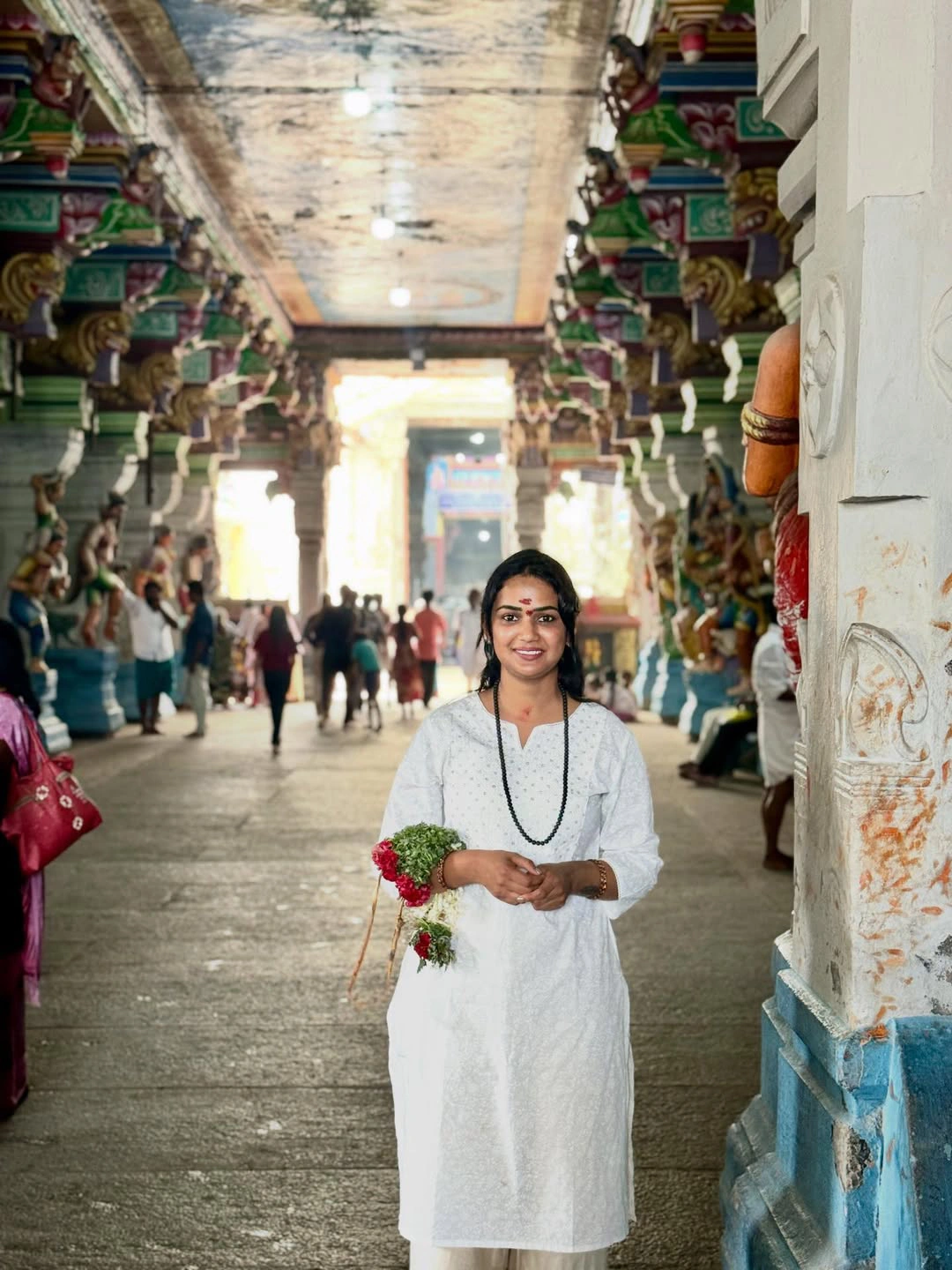 Ariyana Glory Visits Tamilannadu Temples