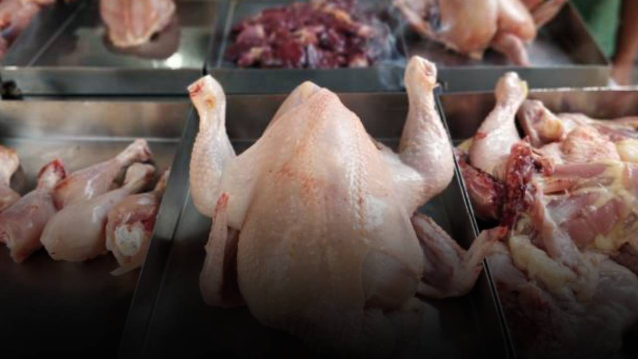 Chicken Prices : సండే రోజు చికెన్ కొంటున్నారా..? అయితే, మీకు బిగ్ షాకింగ్ న్యూస్..